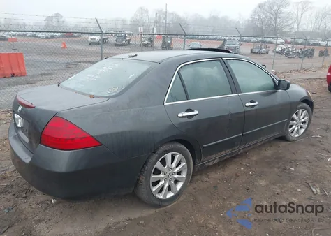 2007 Honda Accord 3.0 Ex z USA, uszkodzony, nr VIN 1HGCM66527A048063